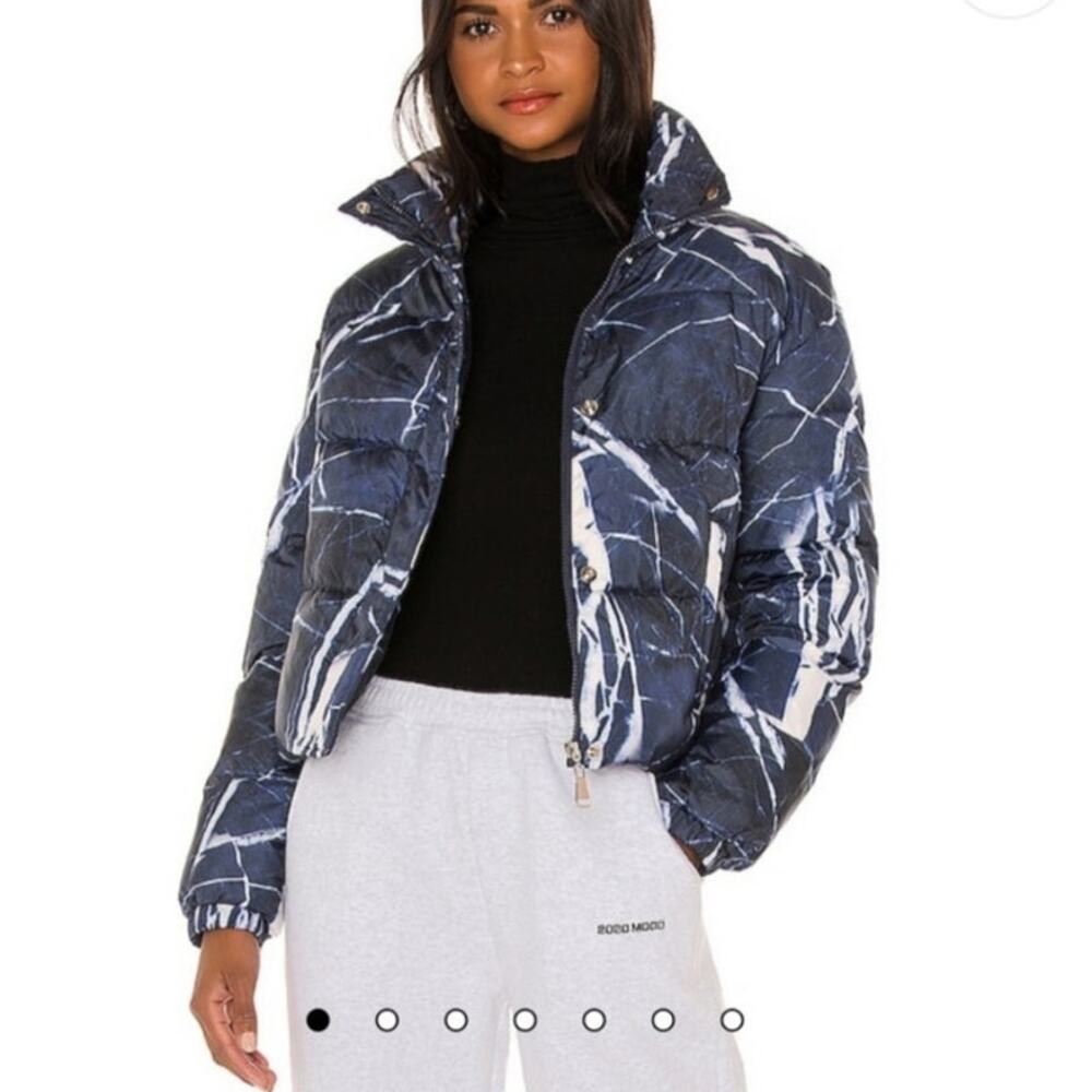 Nubyen Cropped Puffer Ski Jacket Women's Small Blue Marble Revolve Wintercore